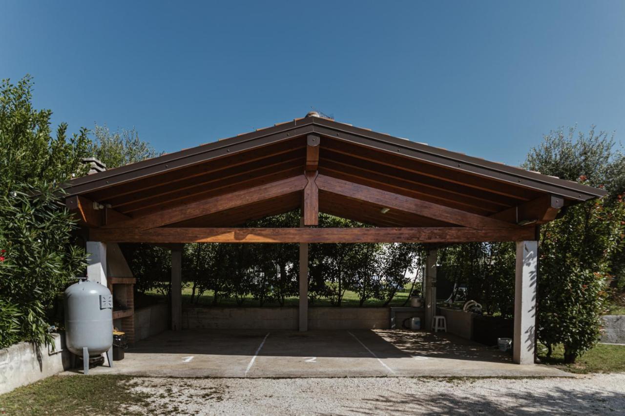 Minerva Holiday Home Манерба дел Гарда Екстериор снимка